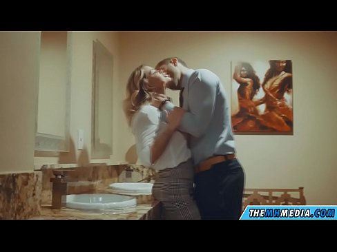 ❤️ Cum busty flava seducit in latrinae publicae Fuck video  ad nos la.sfera-uslug39.ru